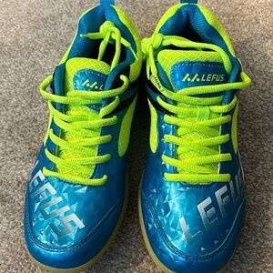 Lefus sneakers size 7.5 new